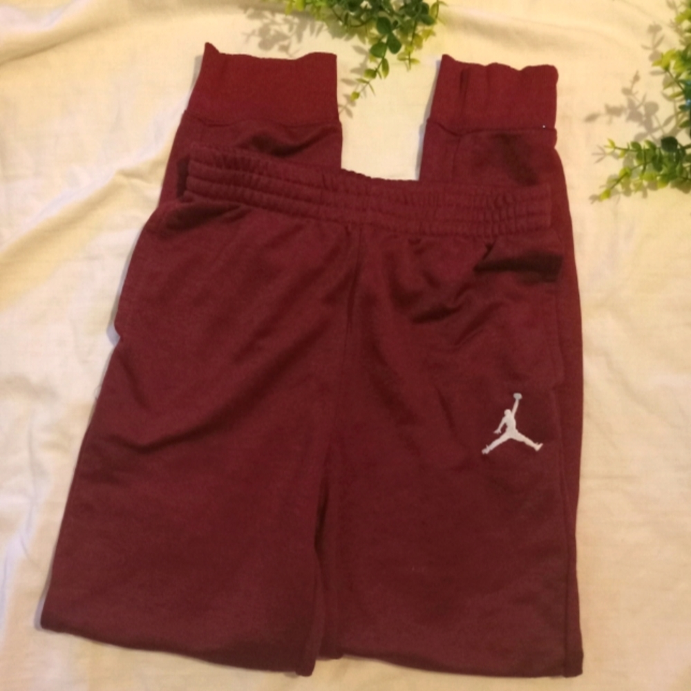 Boys Air Jordan joggers